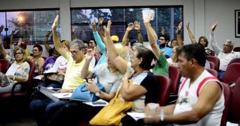 TRABALHADORES DA CAERD APROVAM PAUTA DE REINVIDICAÇÃO 002