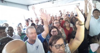 Trabalhadores da CAERD suspendem greve após reunião com o Governador
