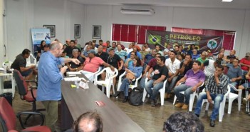Assembleia dos trabalhadores da CAERD, no Sindur em 26-04-2018